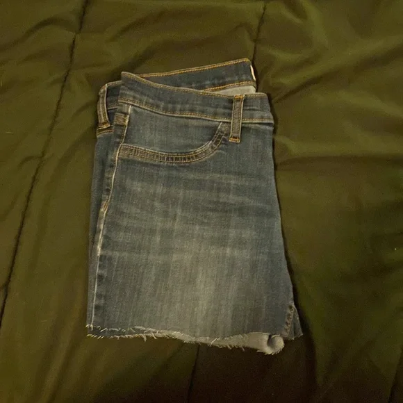 Banana Republic jean cut shorts - Picture 4 of 4
